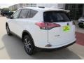 Super White - RAV4 LE Photo No. 5