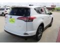 Super White - RAV4 LE Photo No. 7