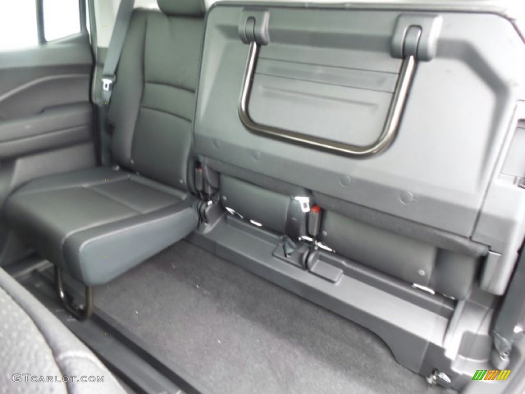 2018 Honda Ridgeline RTL-T AWD Rear Seat Photo #123726941