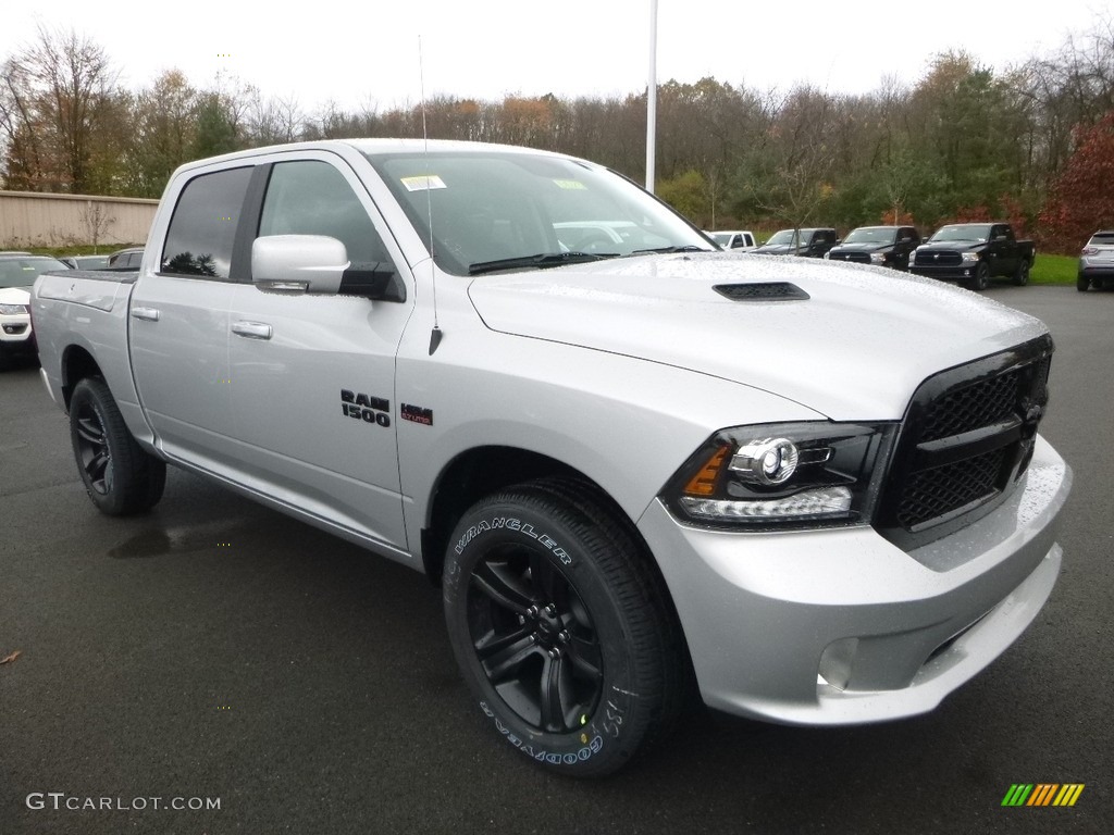 Bright Silver Metallic 2018 Ram 1500 Night Crew Cab 4x4 Exterior Photo #123728186