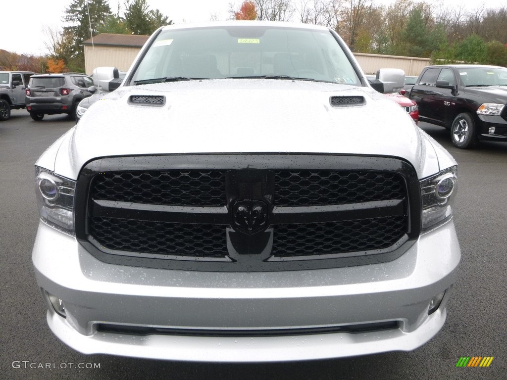 2018 1500 Night Crew Cab 4x4 - Bright Silver Metallic / Black photo #8