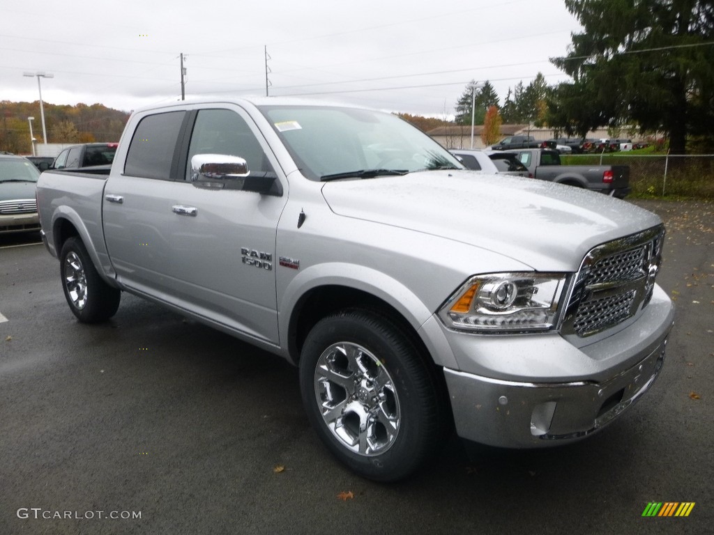 2018 1500 Laramie Crew Cab 4x4 - Bright Silver Metallic / Black photo #7