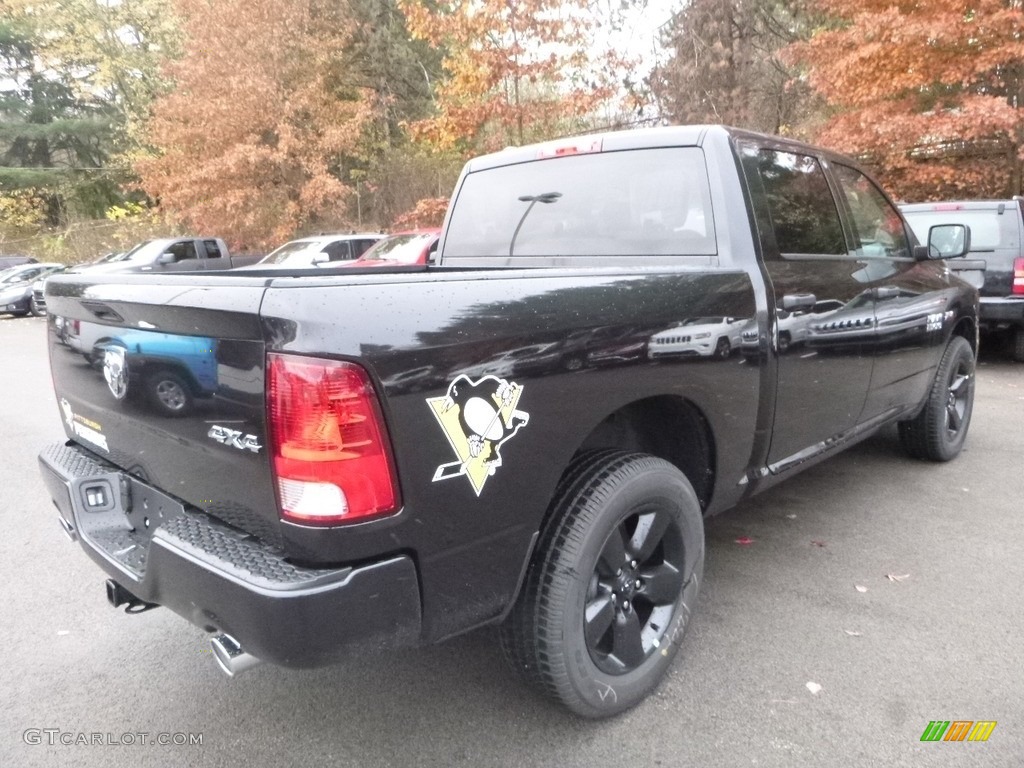 2018 1500 Express Crew Cab 4x4 - Brilliant Black Crystal Pearl / Black/Diesel Gray photo #5