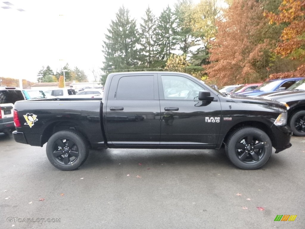 2018 1500 Express Crew Cab 4x4 - Brilliant Black Crystal Pearl / Black/Diesel Gray photo #6