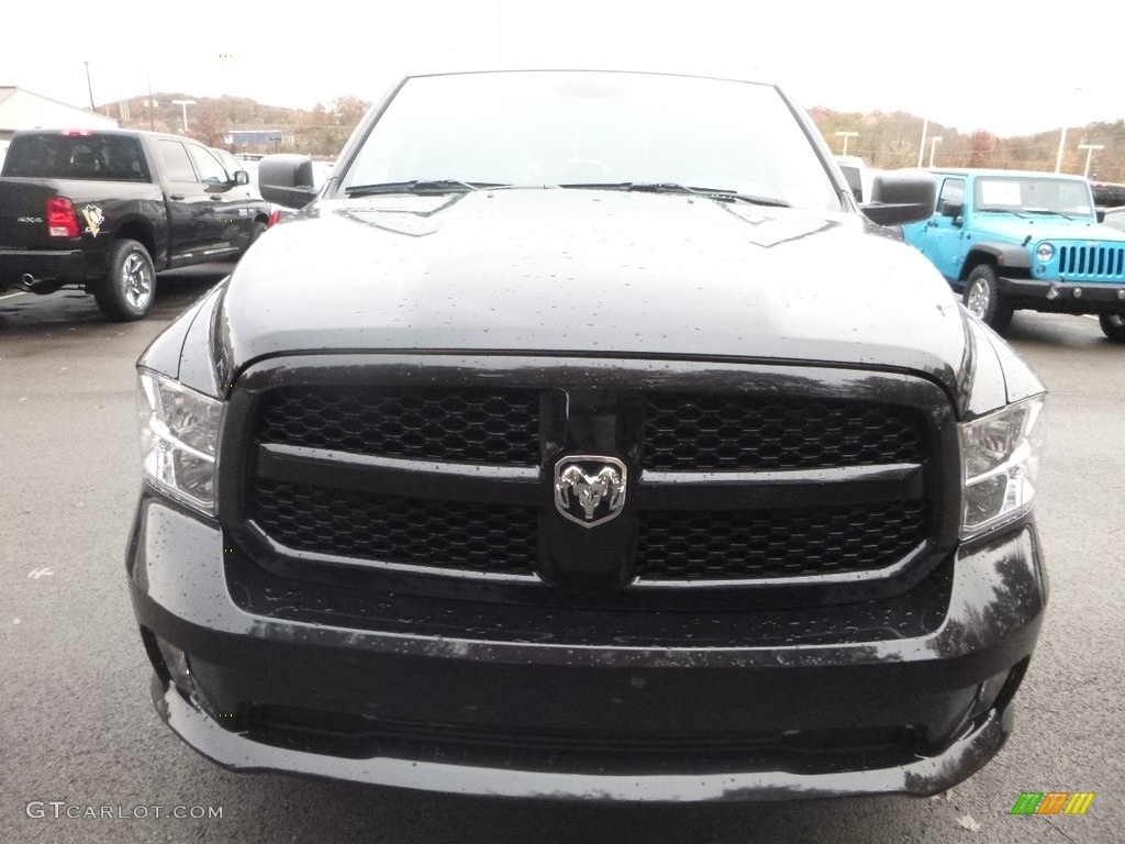 2018 1500 Express Crew Cab 4x4 - Brilliant Black Crystal Pearl / Black/Diesel Gray photo #8