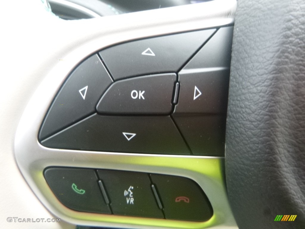 2018 Chrysler Pacifica Hybrid Limited Controls Photo #123731165
