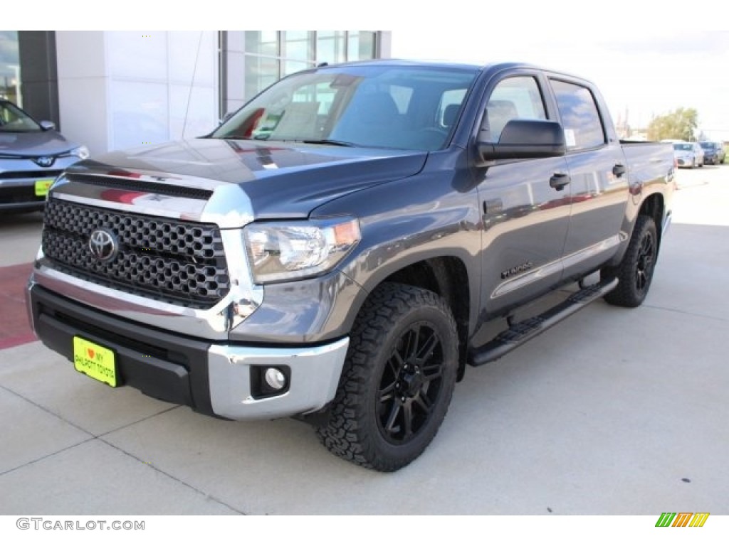 2018 Tundra SR5 CrewMax 4x4 - Magnetic Gray Metallic / Graphite photo #3