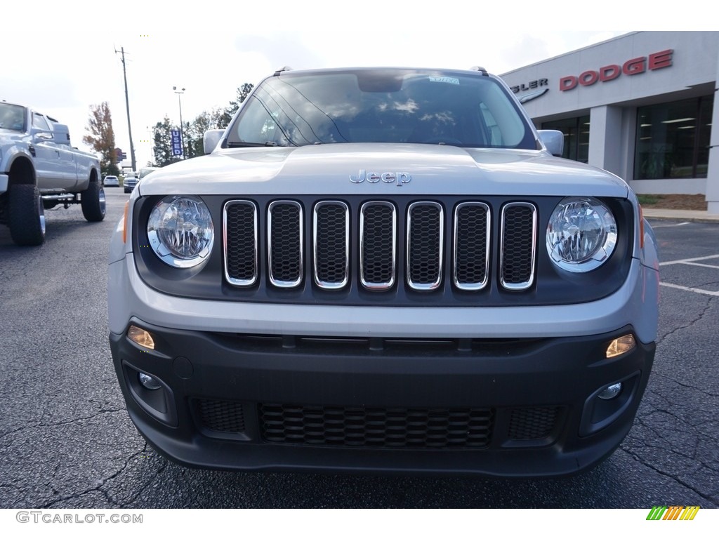 2017 Renegade Latitude - Glacier Metallic / Black photo #2