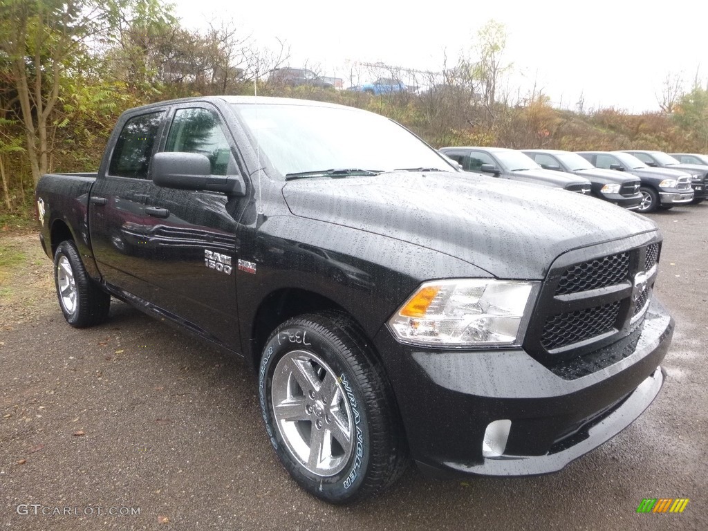 2018 1500 Express Crew Cab 4x4 - Brilliant Black Crystal Pearl / Black/Diesel Gray photo #7