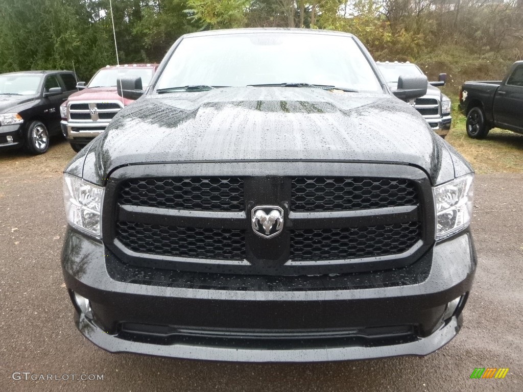 2018 1500 Express Crew Cab 4x4 - Brilliant Black Crystal Pearl / Black/Diesel Gray photo #8
