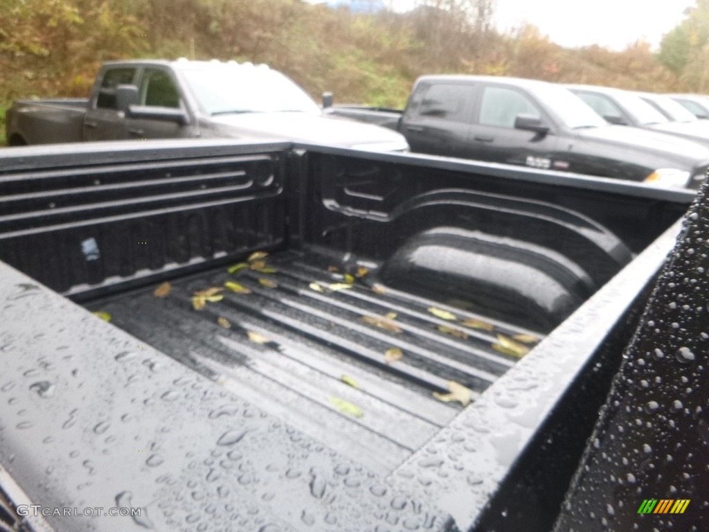 2018 1500 Express Crew Cab 4x4 - Brilliant Black Crystal Pearl / Black/Diesel Gray photo #14