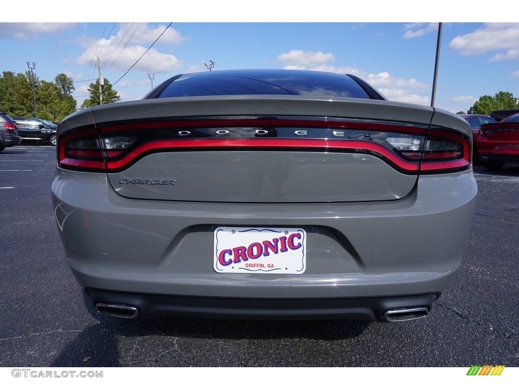 2017 Charger SE - Destroyer Grey / Black photo #6