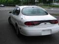 Vibrant White - Taurus SE Photo No. 2