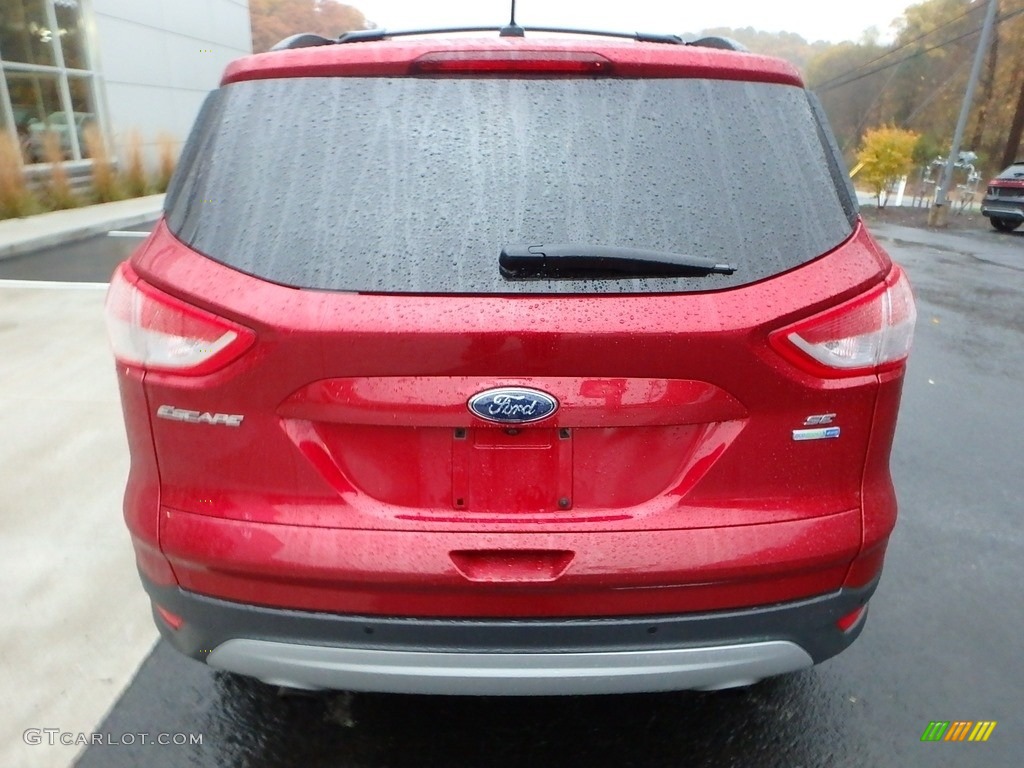 2014 Escape SE 2.0L EcoBoost 4WD - Ruby Red / Charcoal Black photo #3