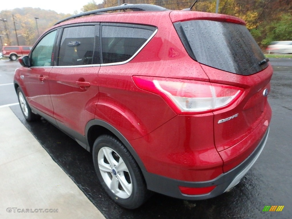 2014 Escape SE 2.0L EcoBoost 4WD - Ruby Red / Charcoal Black photo #5