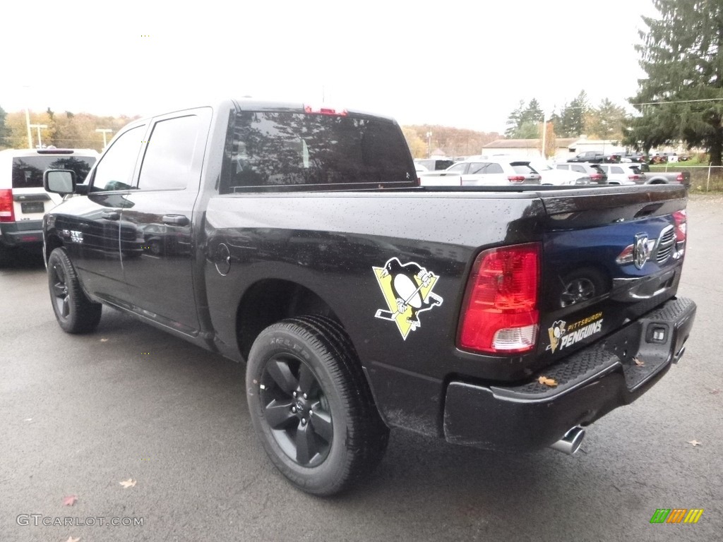 2018 1500 Express Crew Cab 4x4 - Brilliant Black Crystal Pearl / Black/Diesel Gray photo #3