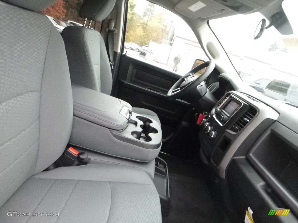 2018 1500 Express Crew Cab 4x4 - Brilliant Black Crystal Pearl / Black/Diesel Gray photo #10