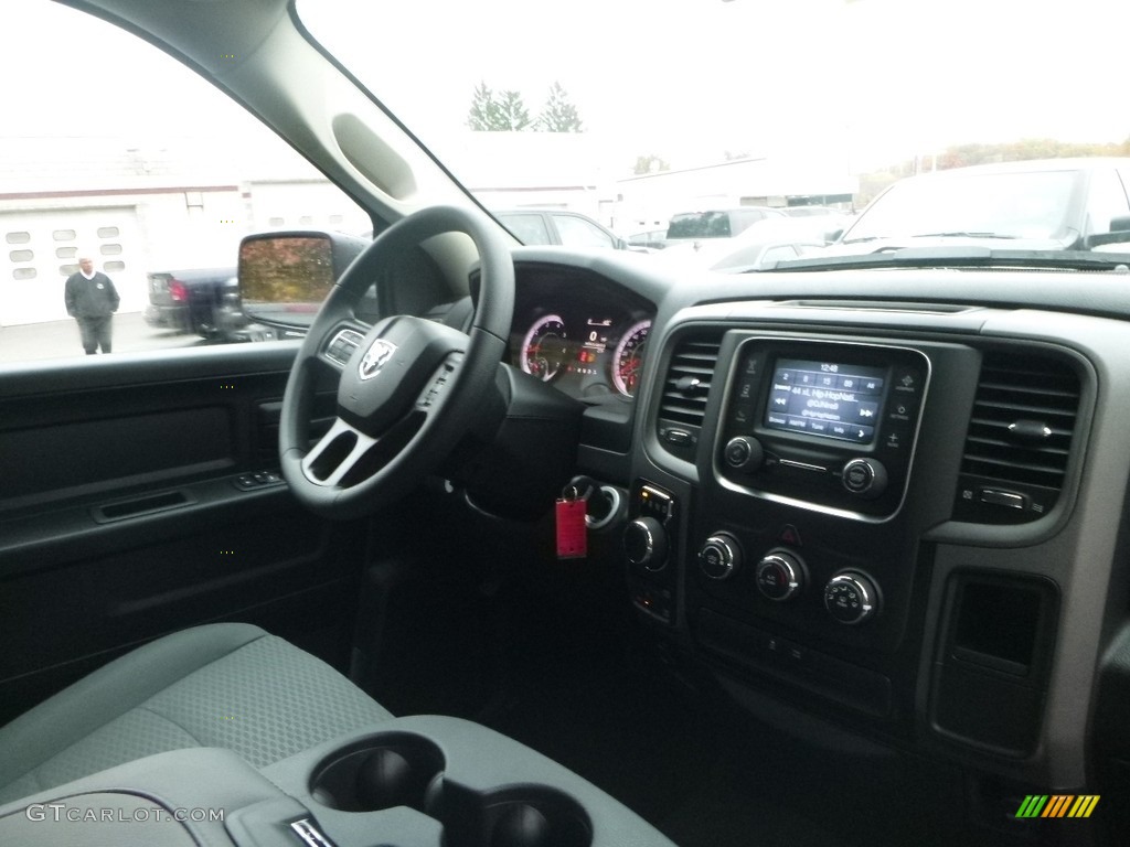 2018 1500 Express Crew Cab 4x4 - Brilliant Black Crystal Pearl / Black/Diesel Gray photo #11