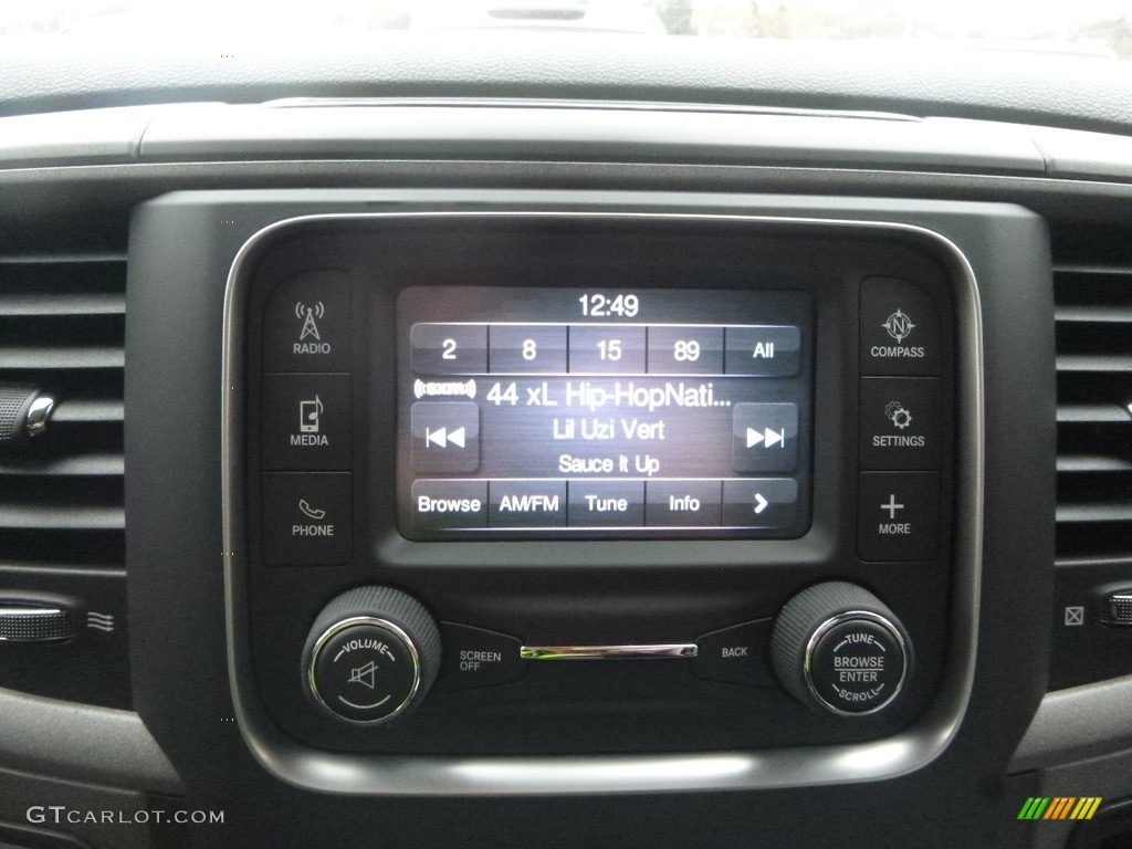 2018 1500 Express Crew Cab 4x4 - Brilliant Black Crystal Pearl / Black/Diesel Gray photo #17