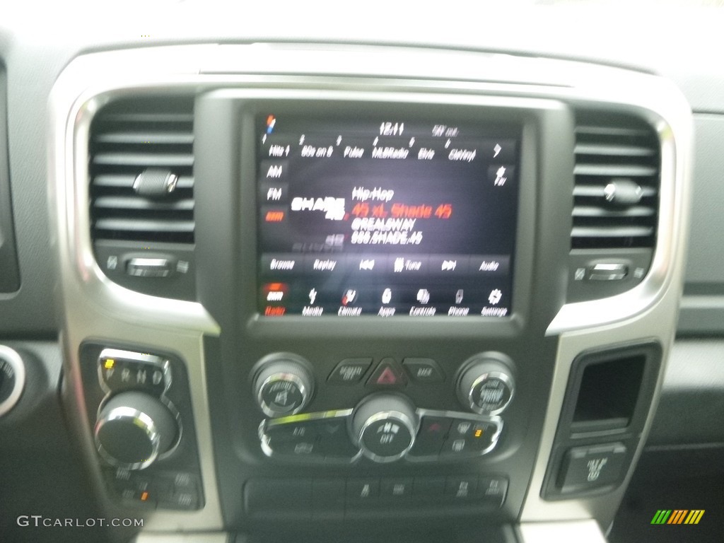 2018 1500 Big Horn Crew Cab 4x4 - Granite Crystal Metallic / Black/Diesel Gray photo #18