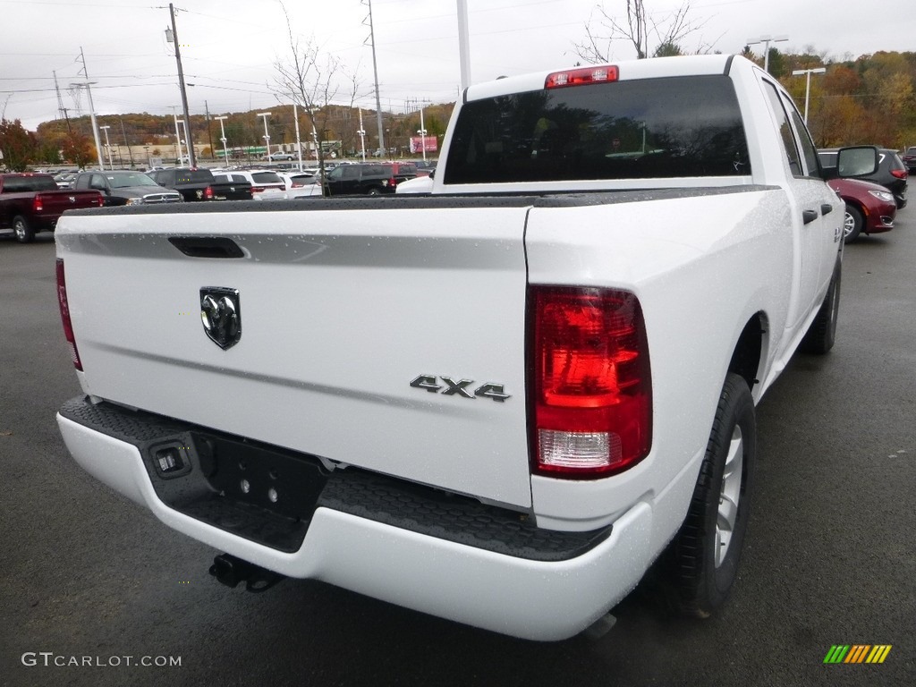 2018 1500 Express Quad Cab 4x4 - Bright White / Black/Diesel Gray photo #5