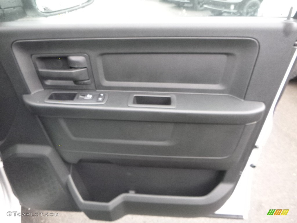 2018 1500 Express Quad Cab 4x4 - Bright White / Black/Diesel Gray photo #11