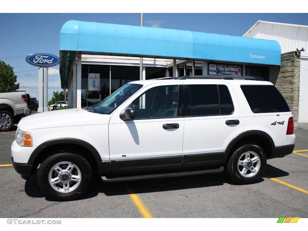 2003 Explorer XLT 4x4 - Oxford White / Graphite Grey photo #2