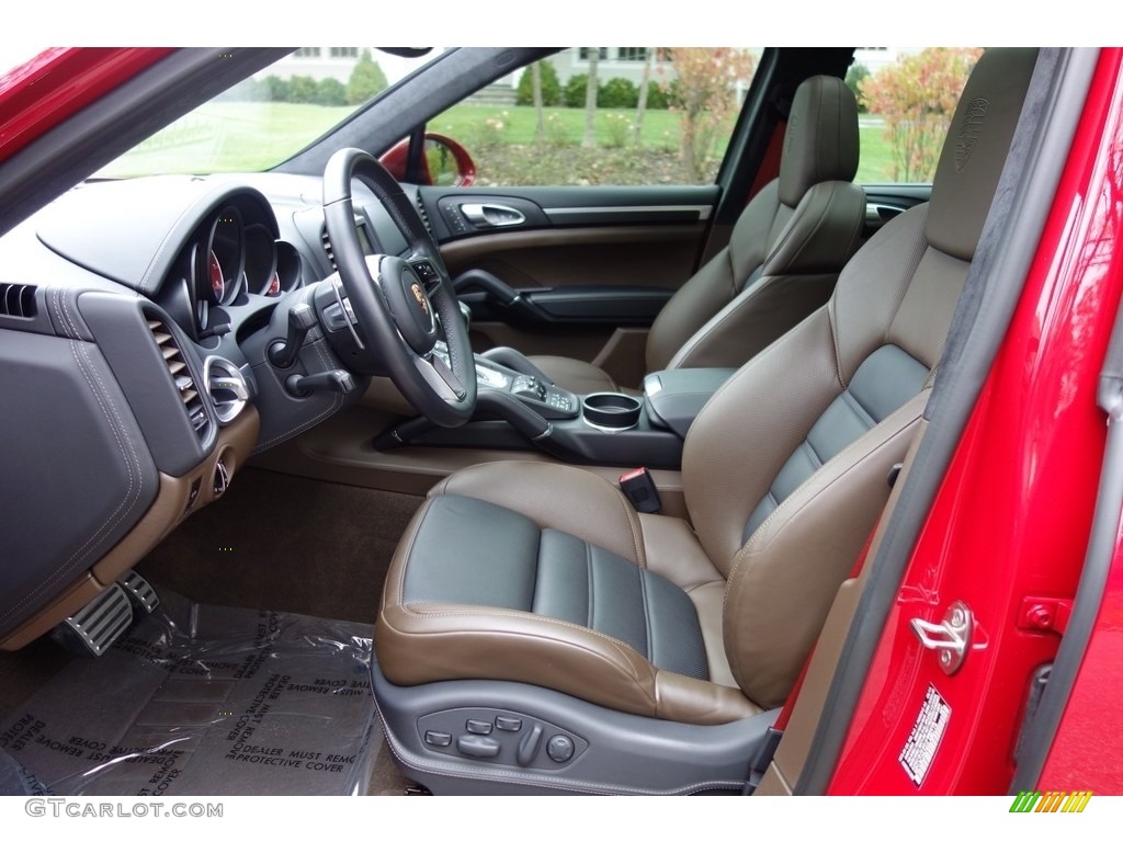 2016 Porsche Cayenne Turbo S Front Seat Photo #123741215