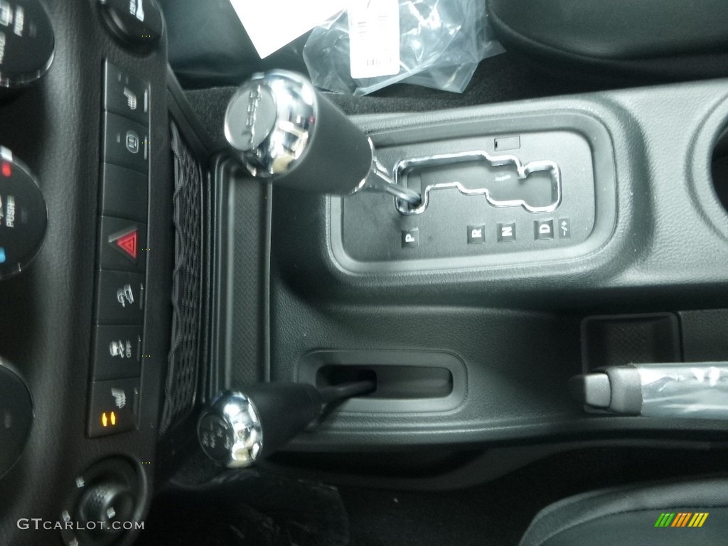 2018 Wrangler Rubicon 4x4 - Chief Blue / Black photo #20