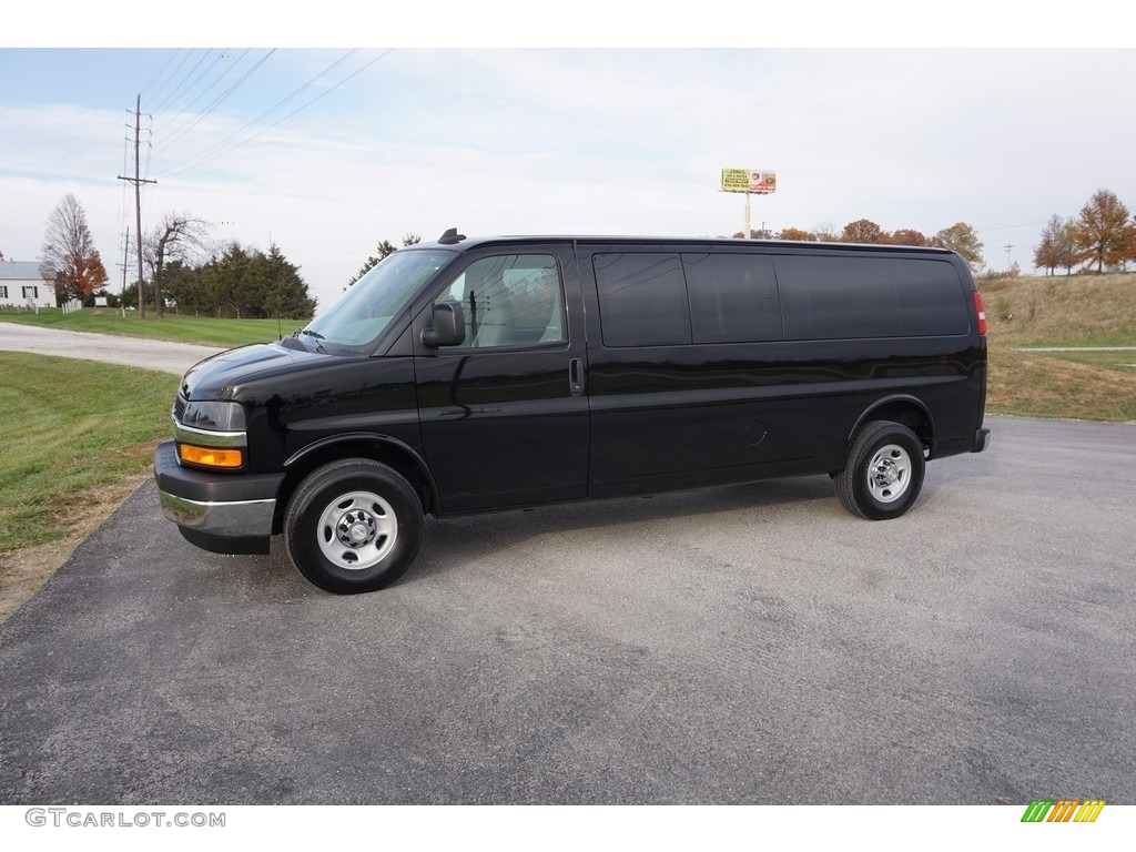 2017 Express 3500 Passenger LT - Black / Medium Pewter photo #32