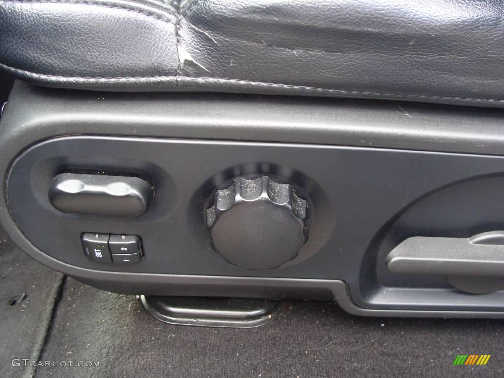 2004 F150 Lariat SuperCrew 4x4 - Black / Black/Medium Flint photo #13