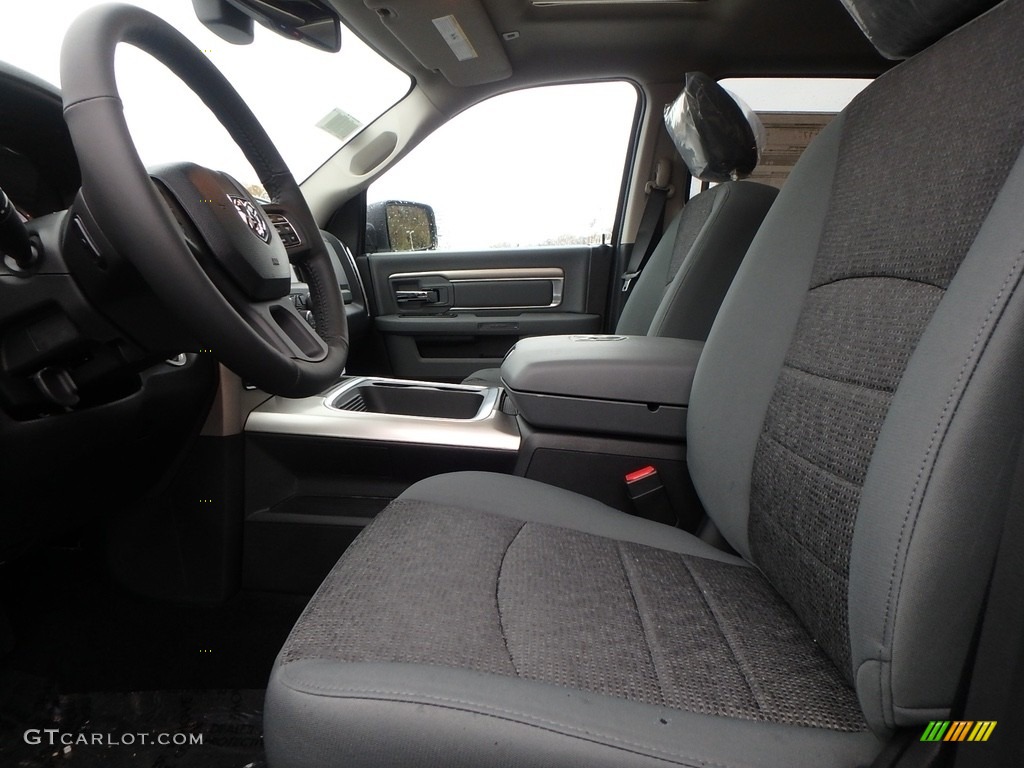 2018 1500 Big Horn Crew Cab 4x4 - Bright White / Black/Diesel Gray photo #10