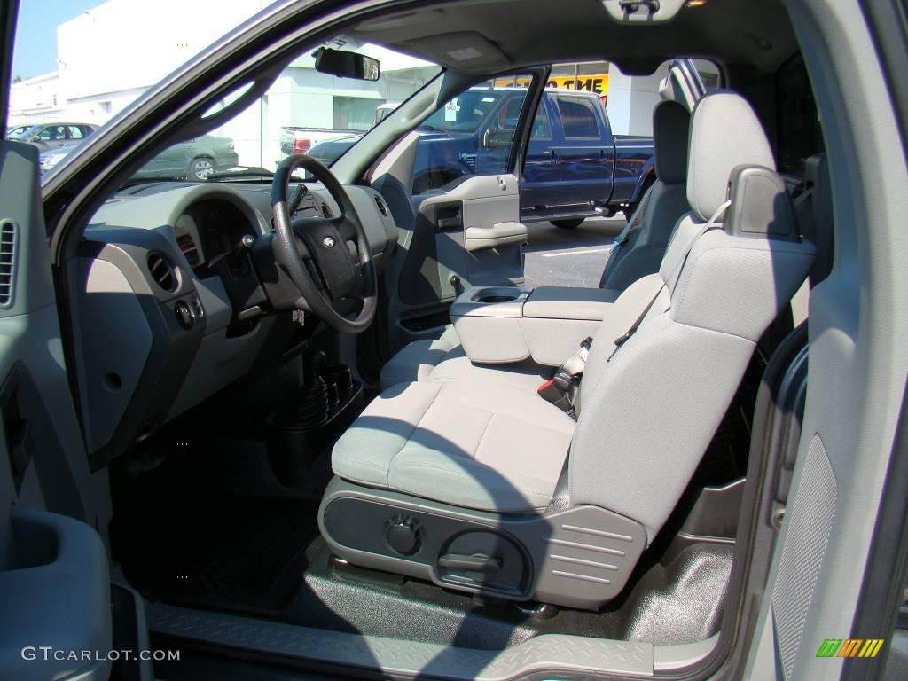 2005 F150 STX Regular Cab 4x4 - Dark Shadow Grey Metallic / Medium Flint Grey photo #8