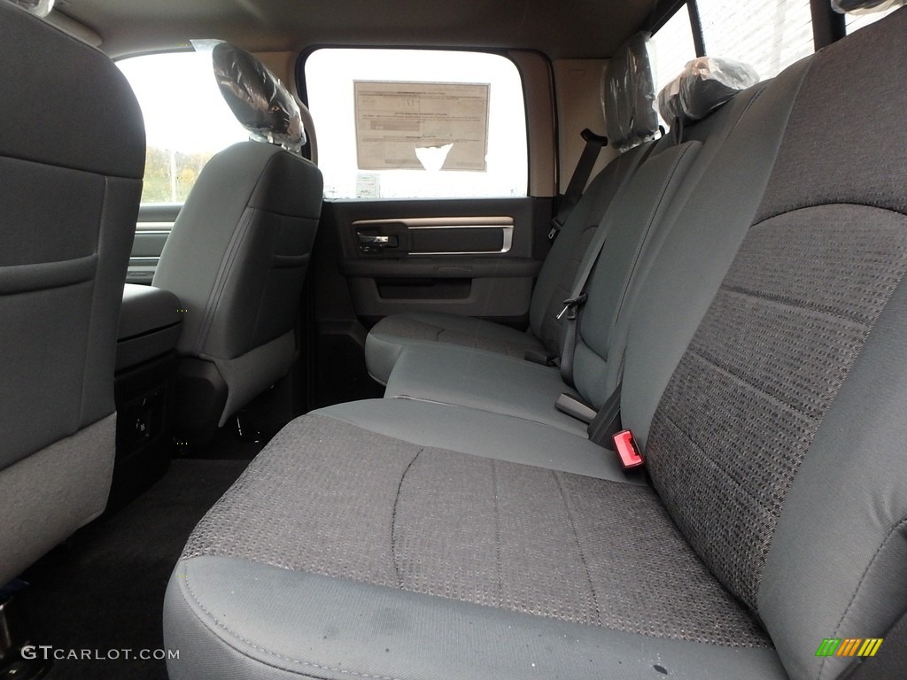 2018 1500 Big Horn Crew Cab 4x4 - Bright White / Black/Diesel Gray photo #11