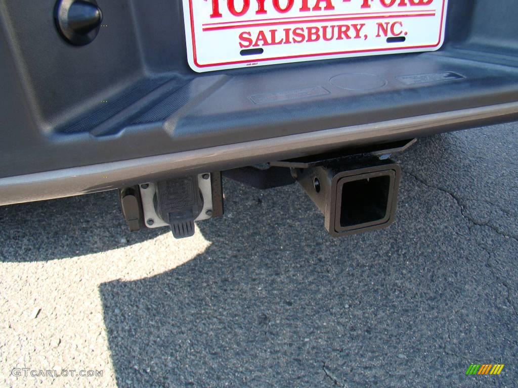 2005 F150 STX Regular Cab 4x4 - Dark Shadow Grey Metallic / Medium Flint Grey photo #14