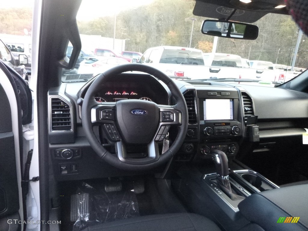 2018 F150 XLT SuperCrew 4x4 - Oxford White / Black photo #9