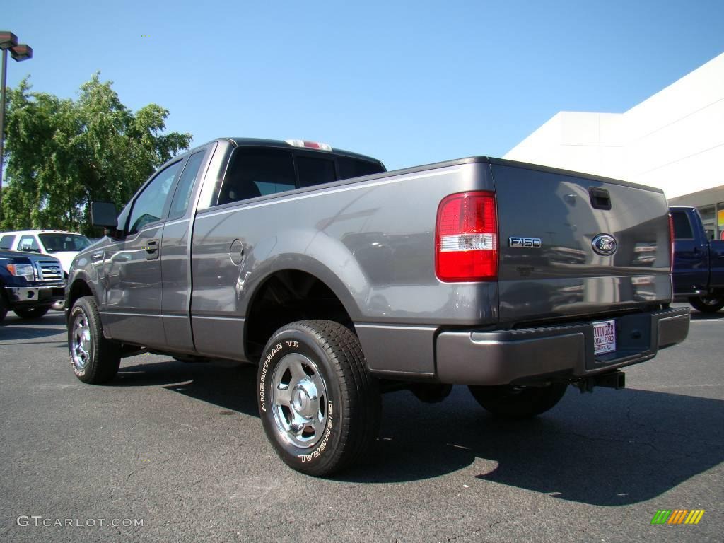 2005 F150 STX Regular Cab 4x4 - Dark Shadow Grey Metallic / Medium Flint Grey photo #23