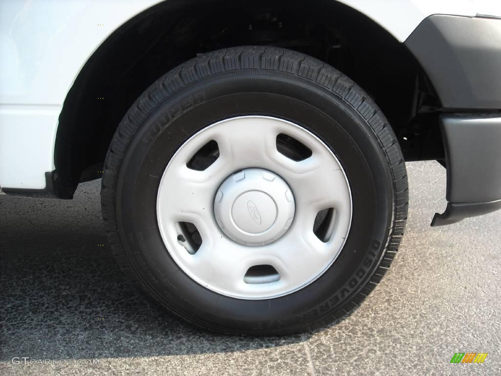 2006 F150 XL Regular Cab - Oxford White / Medium/Dark Flint photo #9