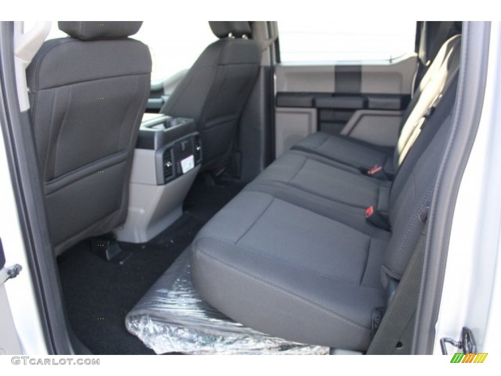 2018 F150 XL SuperCrew 4x4 - Ingot Silver / Earth Gray photo #19