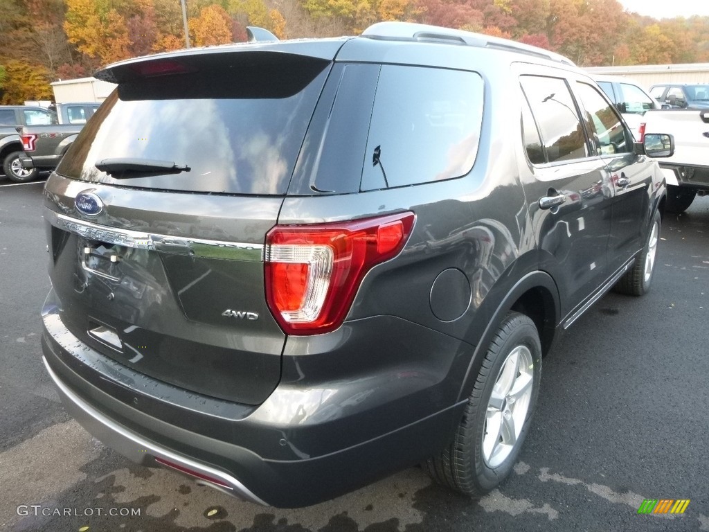 2017 Explorer XLT 4WD - Magnetic / Ebony Black photo #2