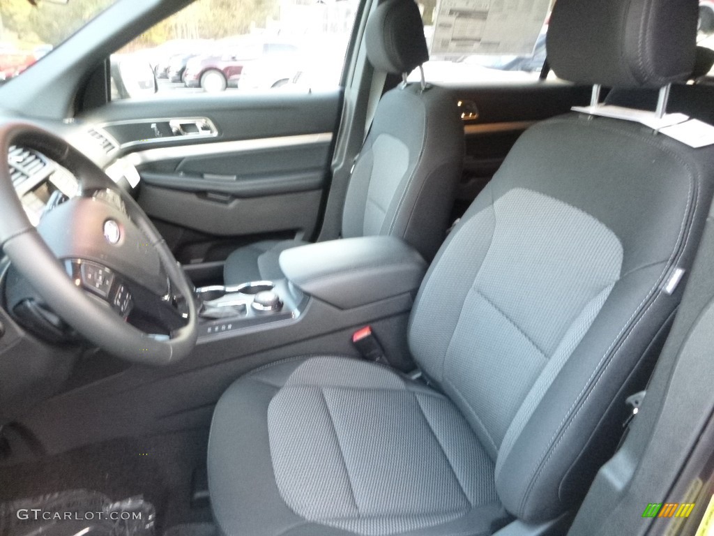 2017 Explorer XLT 4WD - Magnetic / Ebony Black photo #12