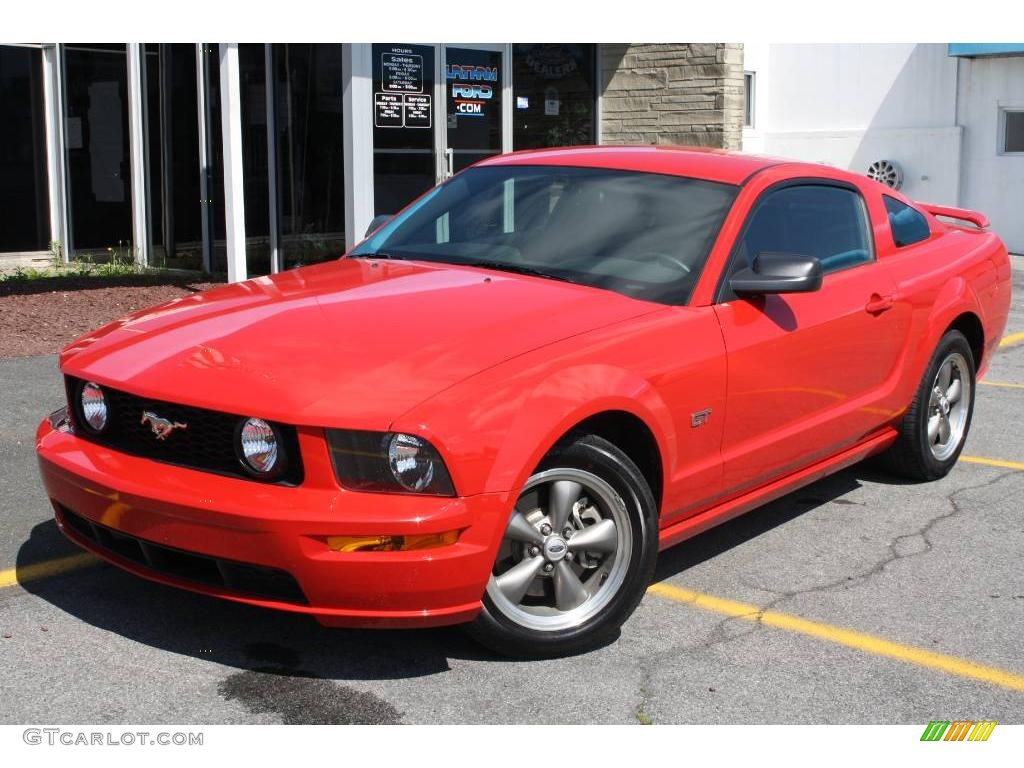 2006 Mustang GT Premium Coupe - Torch Red / Dark Charcoal photo #1