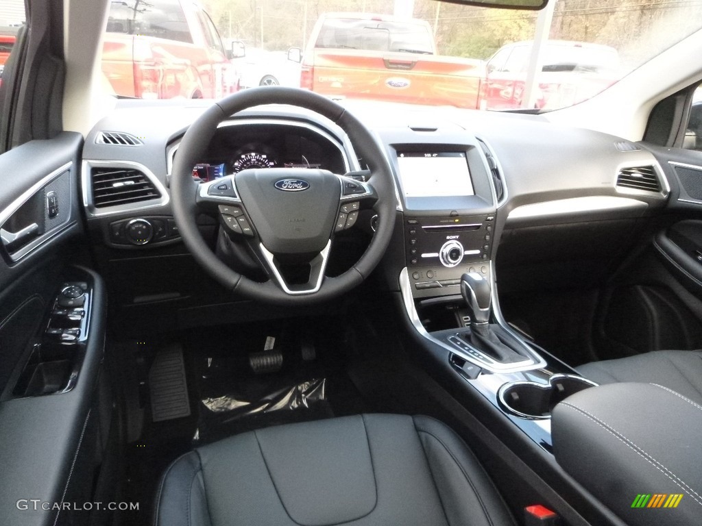 Ebony Interior 2018 Ford Edge Titanium AWD Photo #123752759