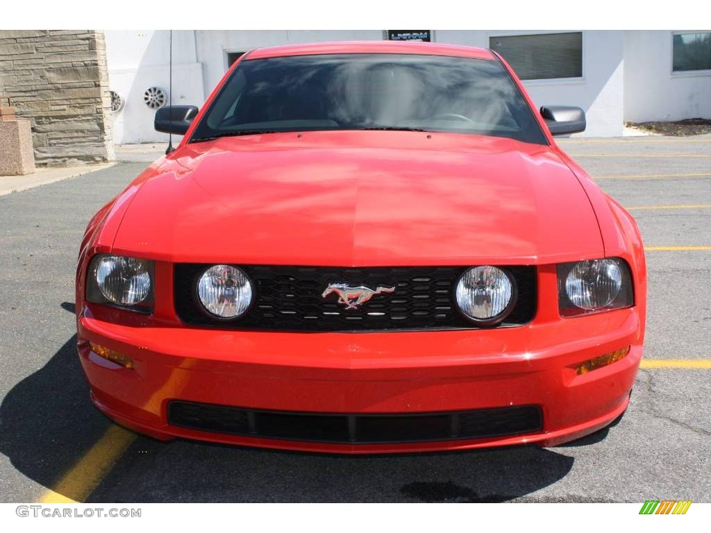 2006 Mustang GT Premium Coupe - Torch Red / Dark Charcoal photo #12