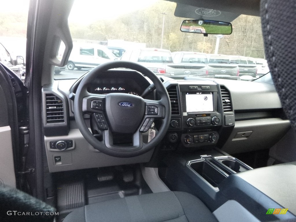 2018 F150 STX SuperCrew 4x4 - Magnetic / Black photo #10