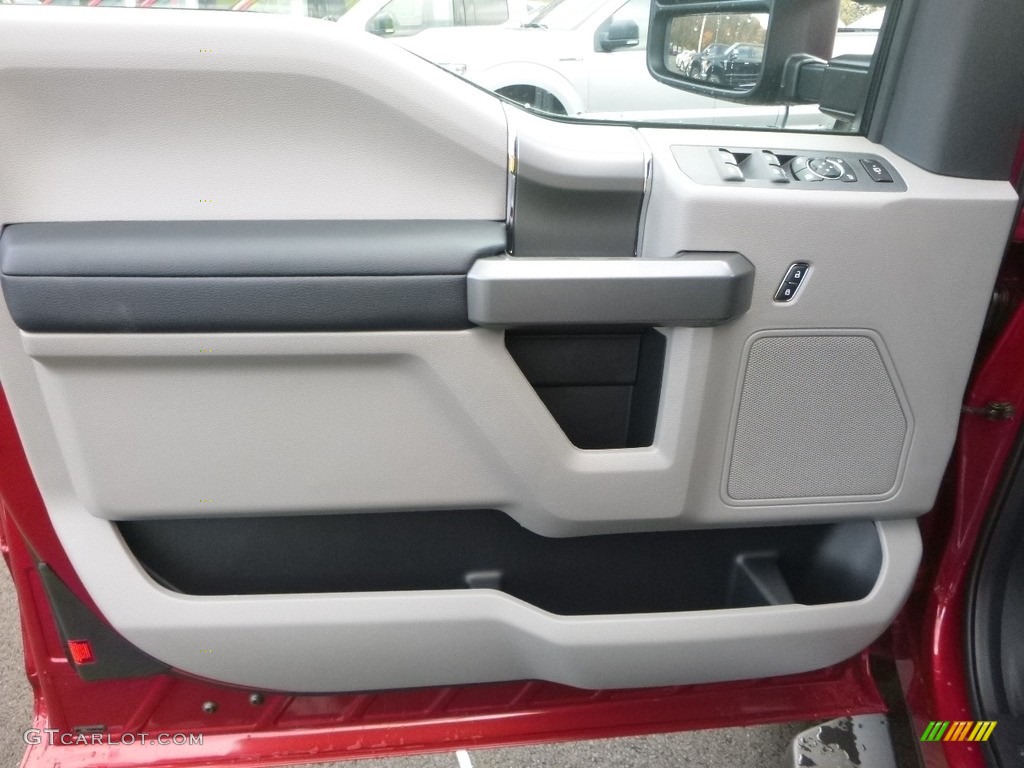 2017 F250 Super Duty XLT SuperCab 4x4 - Ruby Red / Medium Earth Gray photo #10