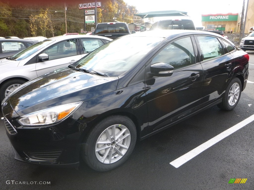 Shadow Black 2018 Ford Focus SE Sedan Exterior Photo #123755084