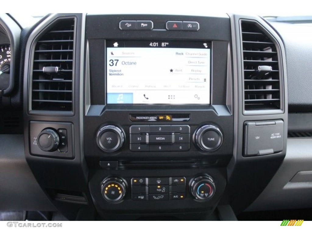 2018 F150 XLT SuperCrew 4x4 - Magnetic / Earth Gray photo #10