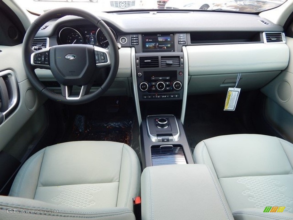 2018 Land Rover Discovery Sport SE Glacier Dashboard Photo #123758378