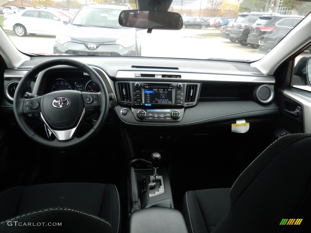 2018 RAV4 XLE AWD - Ruby Flare Pearl / Black photo #4